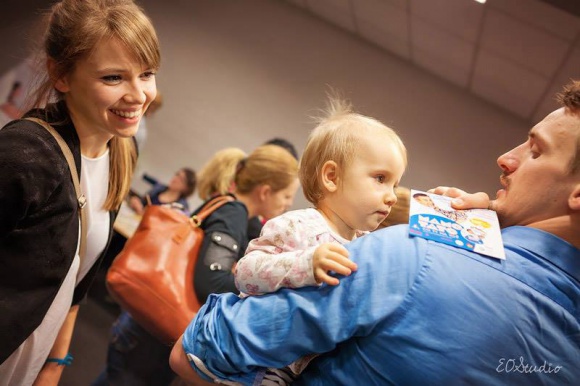 Porozmawiajmy o naszych dzieciach Dziecko, LIFESTYLE - Akademia RodziceMalucha.pl i MamaPyta.pl to bezpłatne konferencje odbywające się w kilkunastu polskich miastach, skierowane do rodziców dzieci w wieku 1-3 oraz do kobiet w ciąży i rodziców niemowląt.