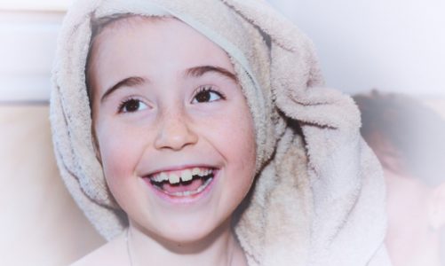 10 trików, dzięki którym Twoje dziecko pokocha mycie zębów