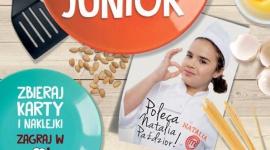 Bądź jak MasterChef Junior i odbierz w Netto swój fartuszek szefa kuchni Dziecko, LIFESTYLE - Przyjdź ze swoją pociechą na zakupy do Netto i skompletujcie własny album podróżniczo-kulinarny. A już w dn. 22 do 23 (sobota, niedziela) w godz. 12-18 we wszystkich sklepach Netto można będzie wymienić się kartami i naklejkami!