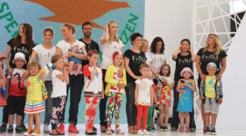 Inauguracja kolejnej edycji „Razem Możemy Więcej” podczas Warsaw Fashion Street Dziecko, LIFESTYLE - Marka Endo, od lat tworząca wyjątkowe kolekcje ubranek dziecięcych, znana jest także z tego, że angażuje się w pomoc najmłodszym potrzebującym.