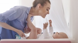 Rozwój dziecka – dlaczego warto rozmawiać o nim z pediatrą? Dziecko, LIFESTYLE - Dbając o odpowiednią dietę w czasie ciąży, a później prawidłowe żywienie niemowlęcia, mama może mieć trwały wpływ na zdrowie dziecka teraz i w jego dorosłym życiu. Należy pamiętać o wsparciu lekarza pediatry.