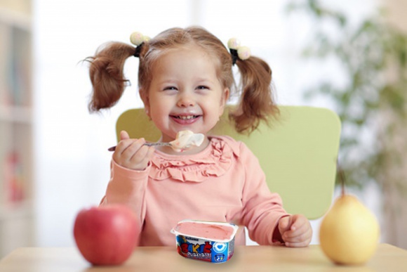 Sposób na niejadka Dziecko, LIFESTYLE - Brak apetytu u dziecka to poważny problem. Często zdarza się, że nasza pociecha odmawia zjedzenia warzyw, owoców czy nawet całego posiłku. Kiedy zacząć się martwić i jak poradzić sobie z małym niejadkiem? Poznaj nasze sposoby!