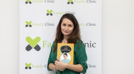 RUSZA AUTORSKA SZKOŁA RODZENIA IZABELI DEMBIŃSKIEJ W FAMILYCLINIC Dziecko, LIFESTYLE - Dołącz do grona przyszłych MAM, które chcą optymalnie przygotować swoje ciało do porodu. W FamilyClinic startują zapisy do szkoły rodzenia Izabeli Dembińskiej wybitnej położnej i psycholog, autorki książki „Rodzić można łatwiej”.