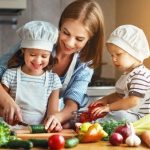 3 nawyki żywieniowe, które warto wprowadzić do diety Twojego dziecka