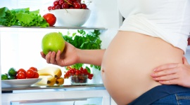 Zdrowe śniadanie kobiety w ciąży nie tylko od święta Dziecko, LIFESTYLE - Należy pamiętać, że sposób odżywiania kobiety w ciąży ma duże znaczenie dla właściwego przebiegu ciąży, rozwoju płodu i zdrowia dziecka w ciągu całego życia. Poznaj wskazówki dotyczące potrzeb żywieniowych kobiet w ciąży.