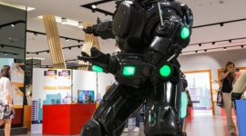 Interaktywna wystawa robotów w Atrium Reduta Dziecko, LIFESTYLE - Atrium Reduta ponownie opanowały roboty! Do 9 sierpnia w centrum handlowym odbywa się międzynarodowa wystawa Robopark.