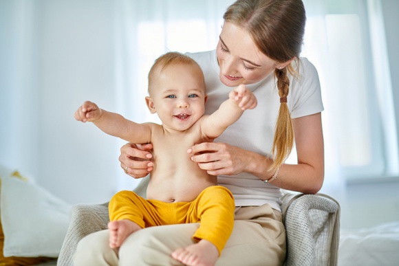 Dlaczego dieta wpływa na pracę brzuszka, a brzuszek na samopoczucie dziecka? Dziecko, LIFESTYLE - Ponieważ gdy układ pokarmowy prawidłowo pracuje, to maluch rośnie, czuje się dobrze, jest radosny, dobrze śpi i ma apetyt. Dowiedz się, dlaczego tak wiele zależy od małego brzuszka?